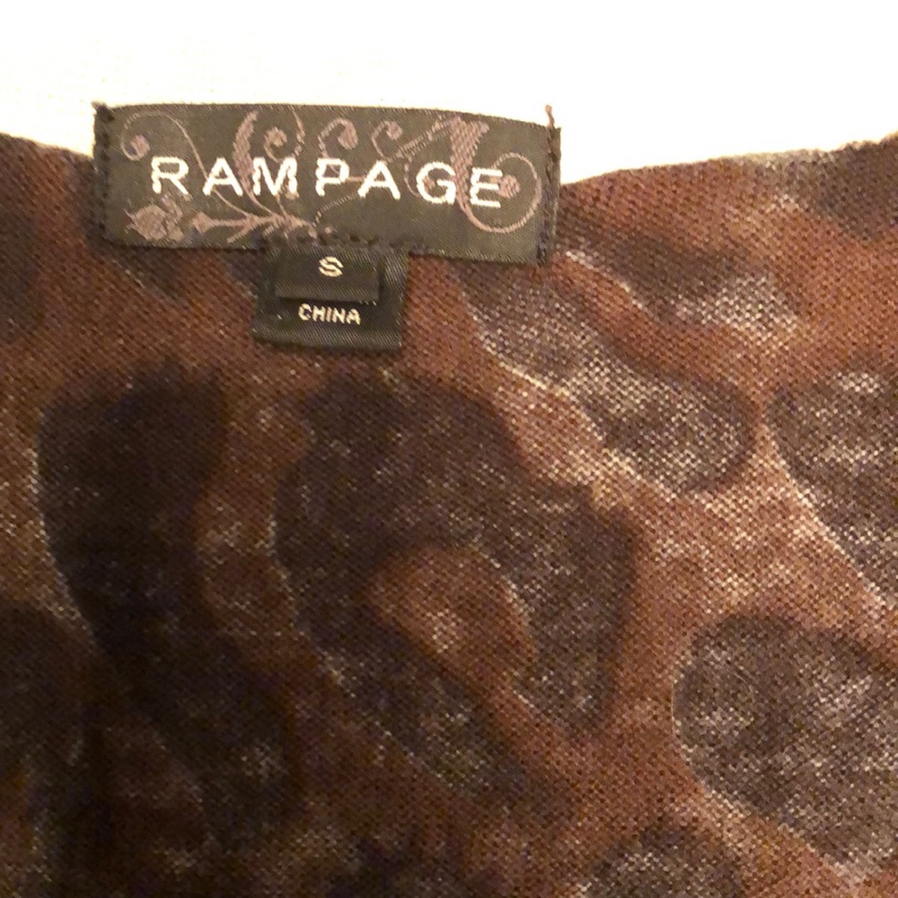 Cardi - Picture 3 of 6